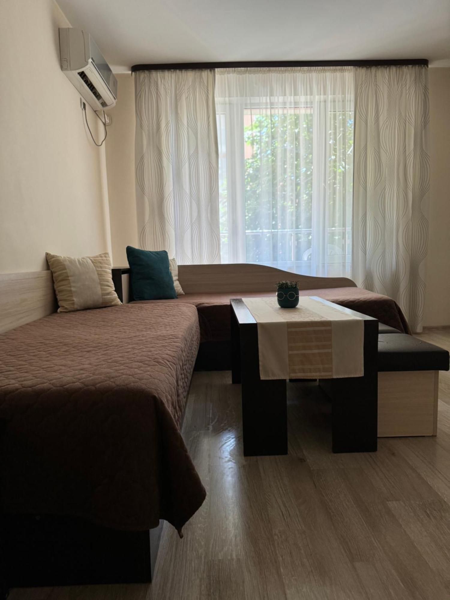 Hotel Topalovi เนเซบาร์ ภายนอก รูปภาพ