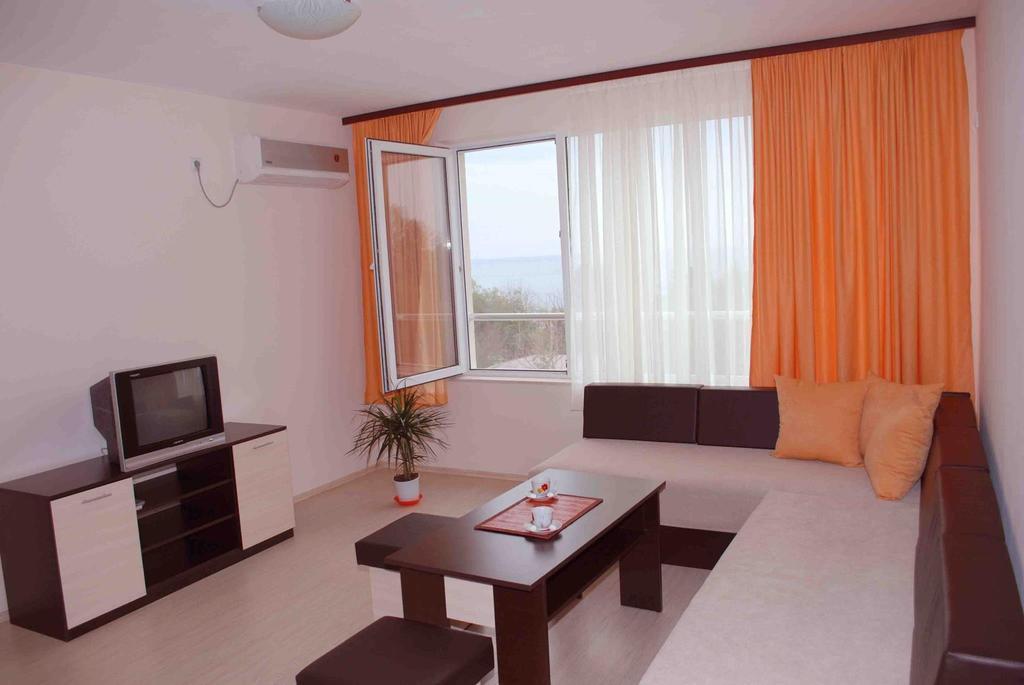 Hotel Topalovi เนเซบาร์ ภายนอก รูปภาพ