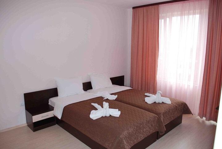 Hotel Topalovi เนเซบาร์ ภายนอก รูปภาพ